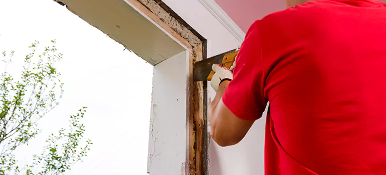 Residential Accordion Door Repair in Fort Walton Beach, FL