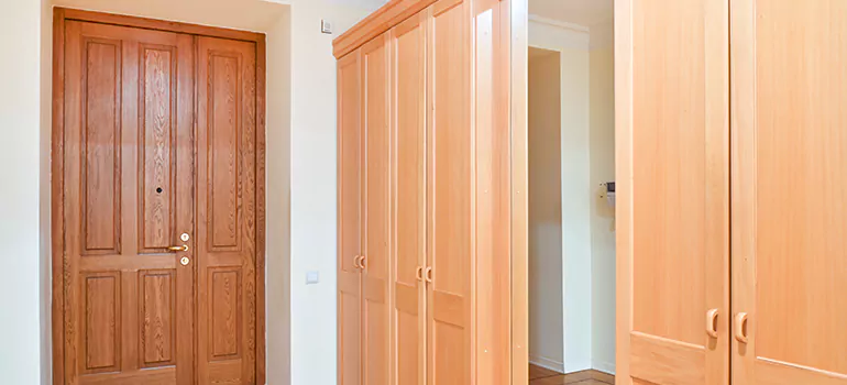 Glass Closet Door Repair in Fort Walton Beach, FL